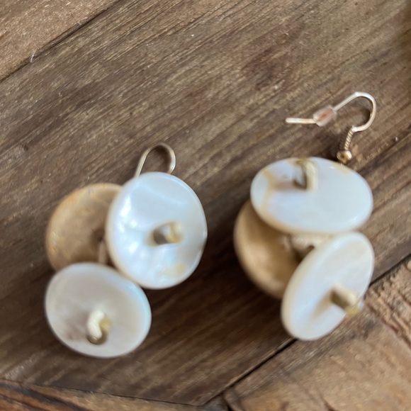 Matching necklace and earrings set! - Picture 3 of 4